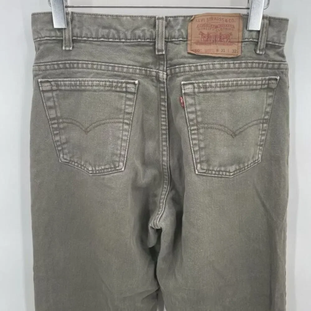 Vintage‎ Levi's 550 Relaxed Fit Olive Green Jeans Size 31W/32L Cropped USA